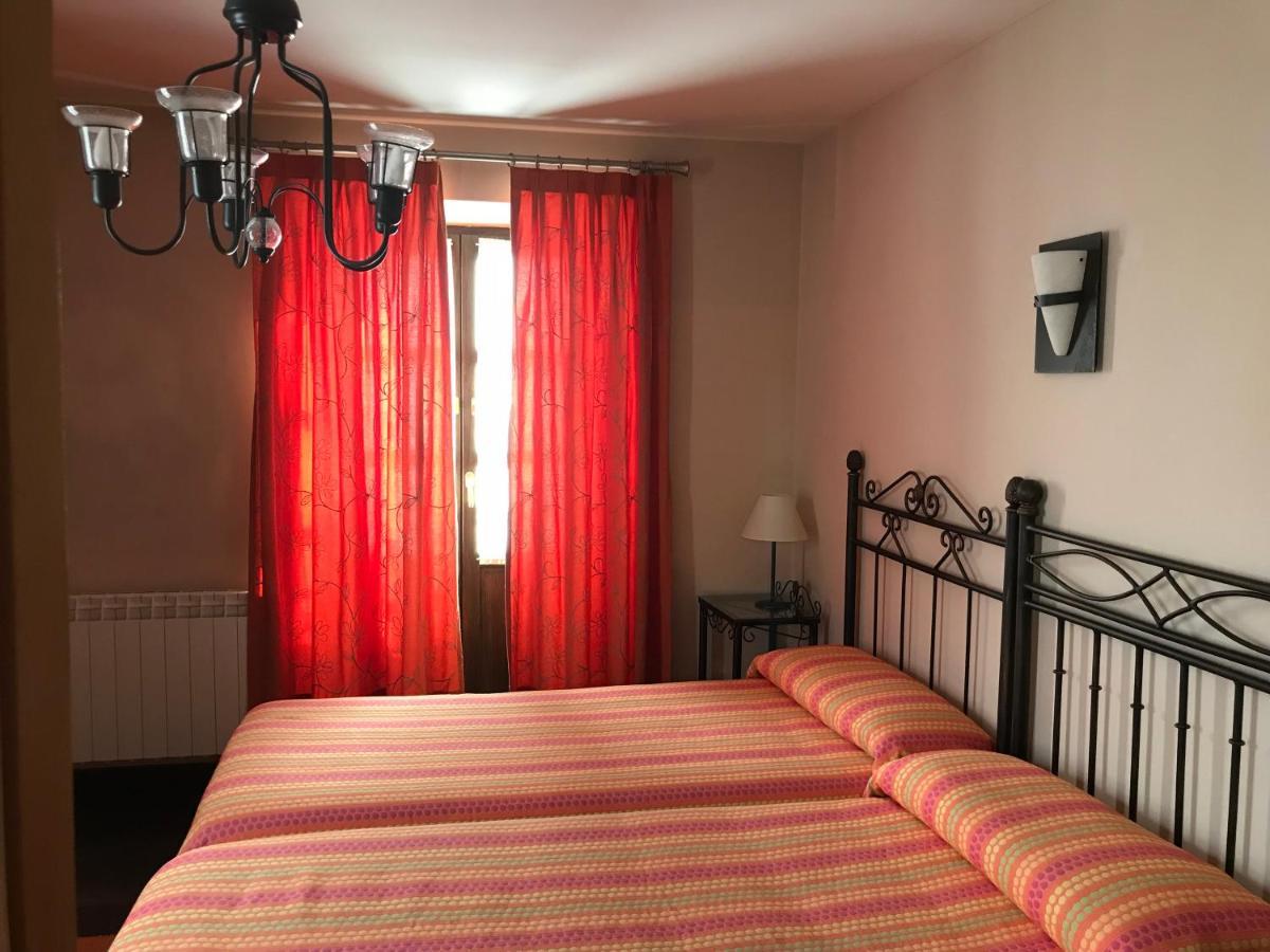 Apartamentos Ebro Reinosa Dış mekan fotoğraf